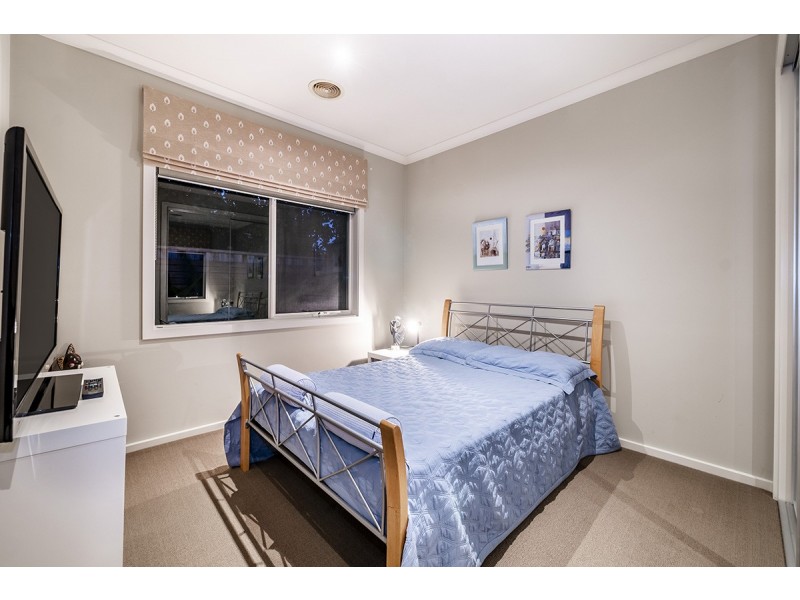 24 Carabeen Way, Lyndhurst VIC 3975