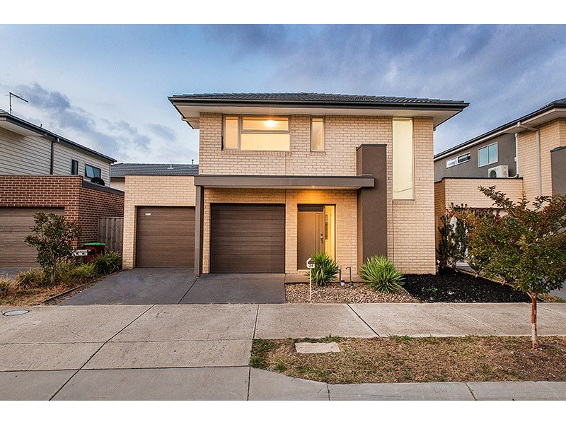 24 Harvard Street, Cranbourne West VIC 3977