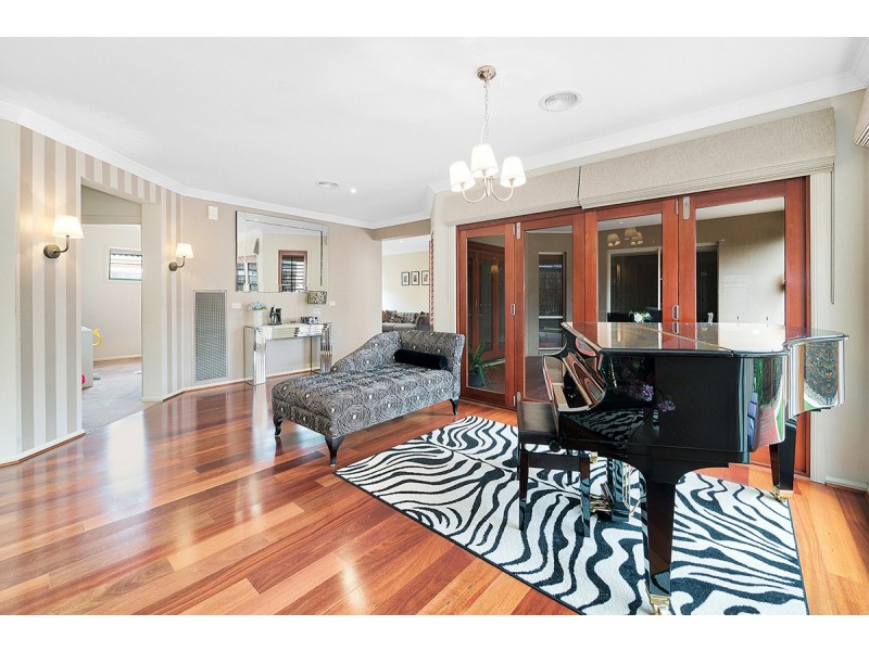 14 Gregson Grove, Lyndhurst VIC 3975