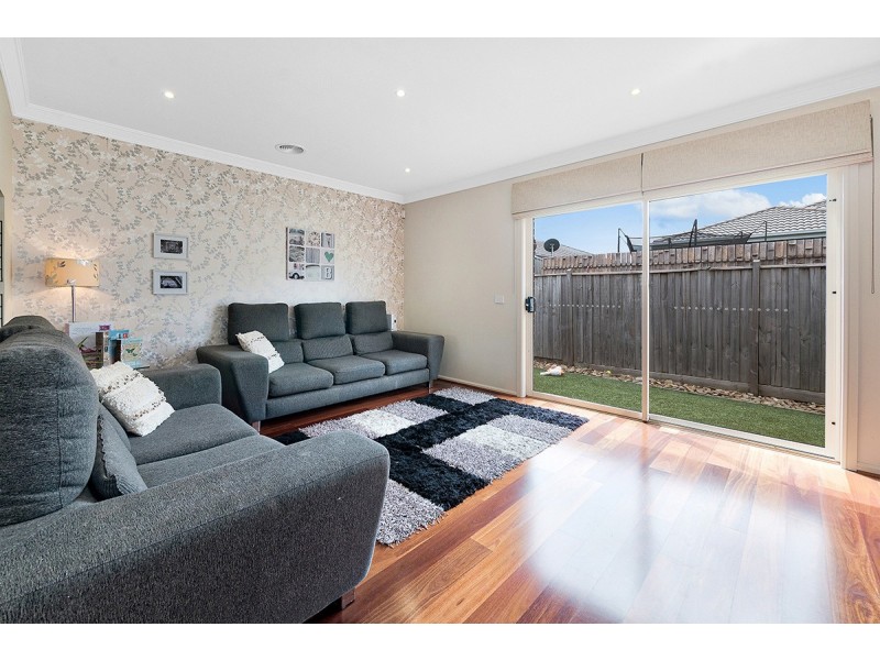 14 Gregson Grove, Lyndhurst VIC 3975