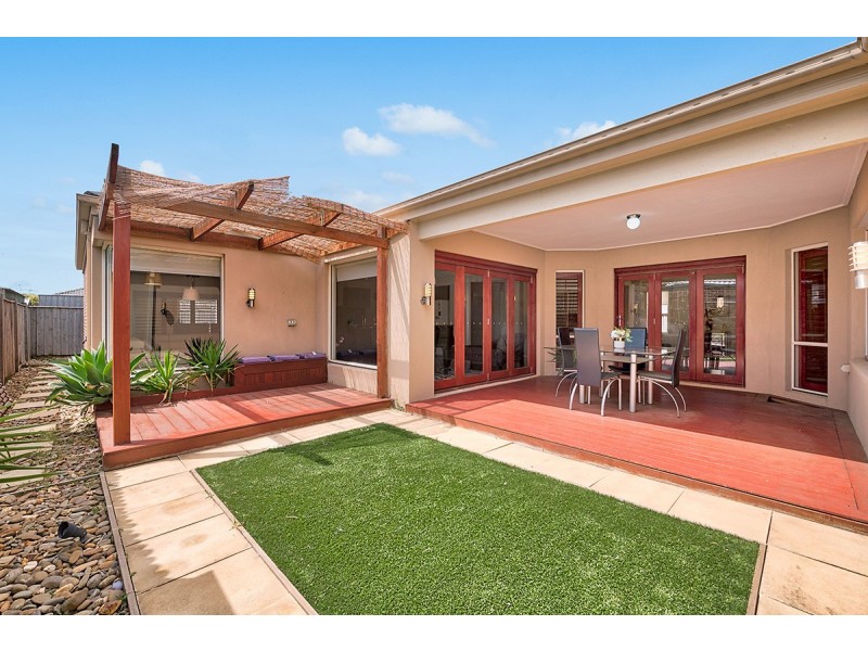 14 Gregson Grove, Lyndhurst VIC 3975