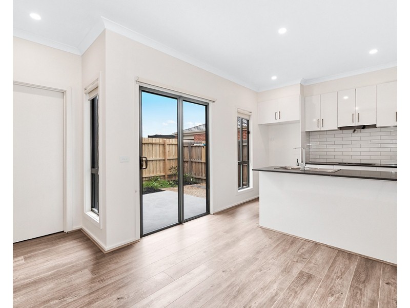 2A Edith Way, Pakenham VIC 3810