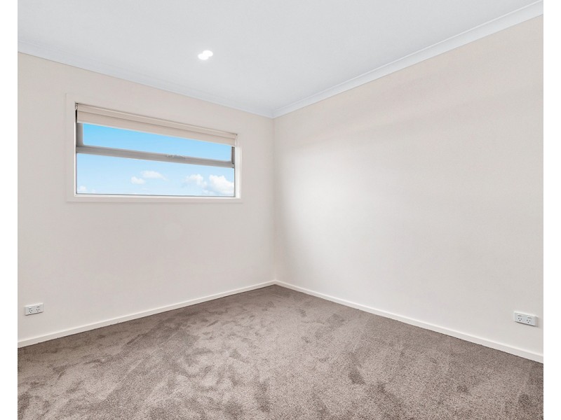 2A Edith Way, Pakenham VIC 3810