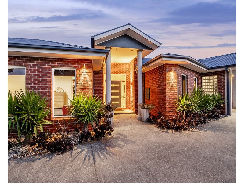 5 Bramble Close, Lyndhurst VIC 3975