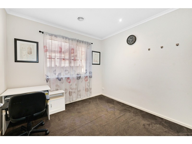 8 Watergum Avenue, Lyndhurst VIC 3975