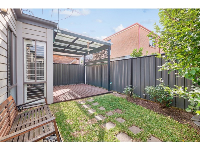 11 Dellinea Street, Cranbourne North VIC 3977