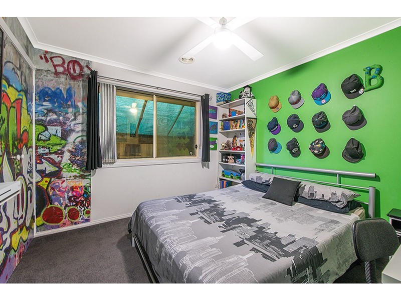 9 Landau Court, Cranbourne North VIC 3977