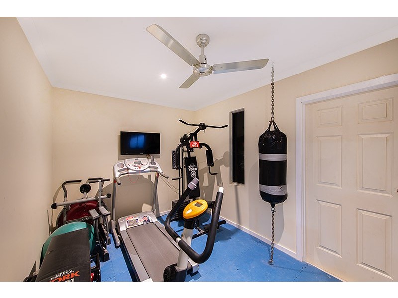 9 Landau Court, Cranbourne North VIC 3977