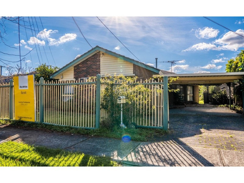 56 Circle Drive, Cranbourne VIC 3977