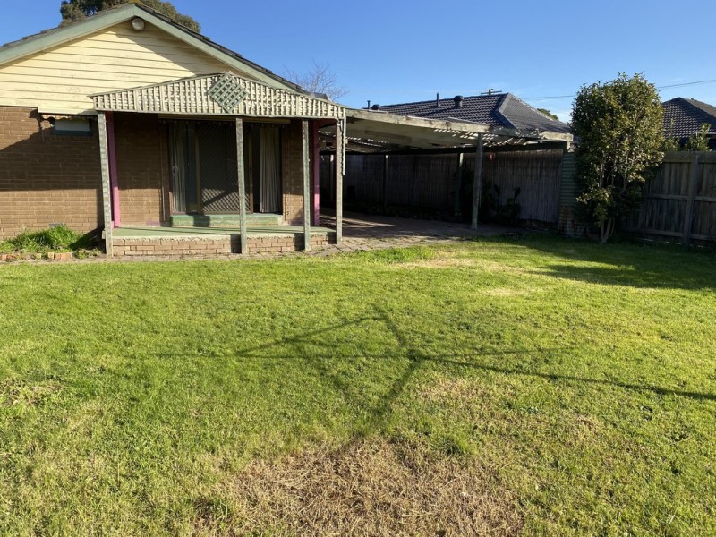 56 Circle Drive, Cranbourne VIC 3977