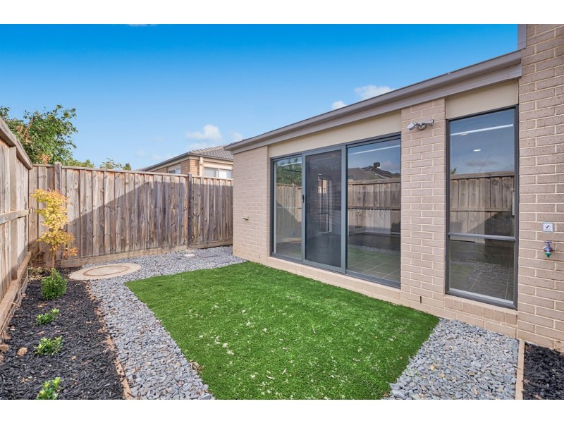 7 Illawarra Ave, Clyde VIC 3978