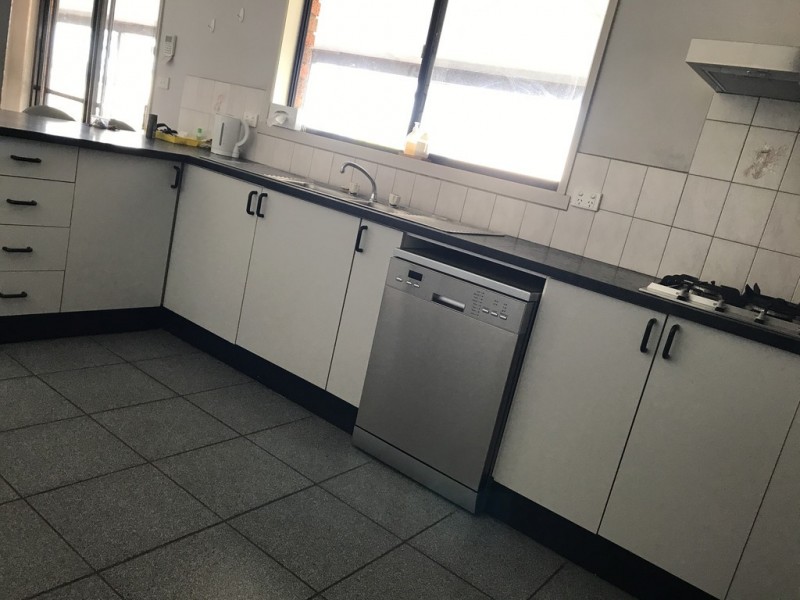 1930 Pound Road, Clyde VIC 3978