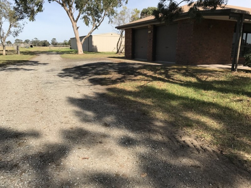 1930 Pound Road, Clyde VIC 3978