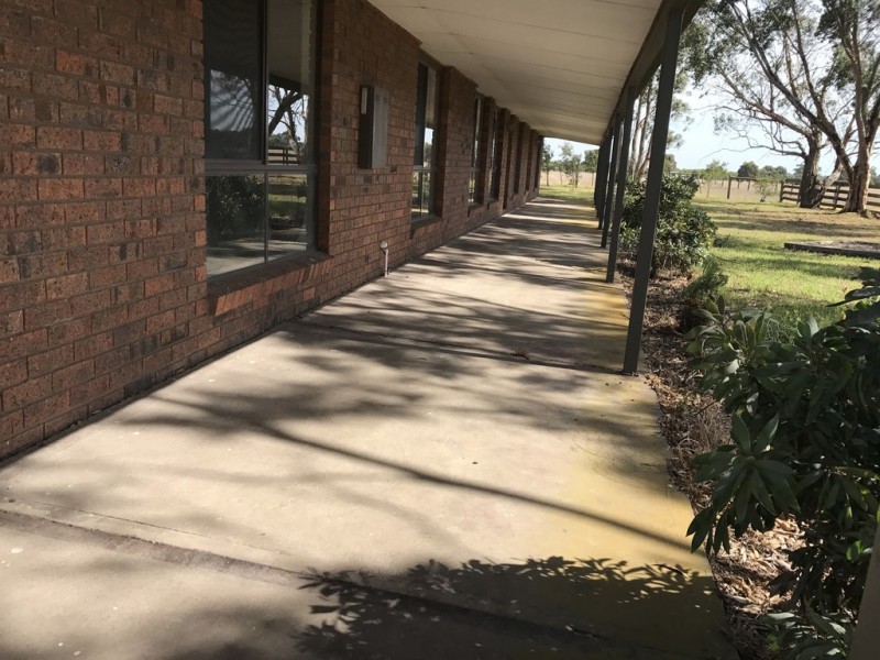 1930 Pound Road, Clyde VIC 3978