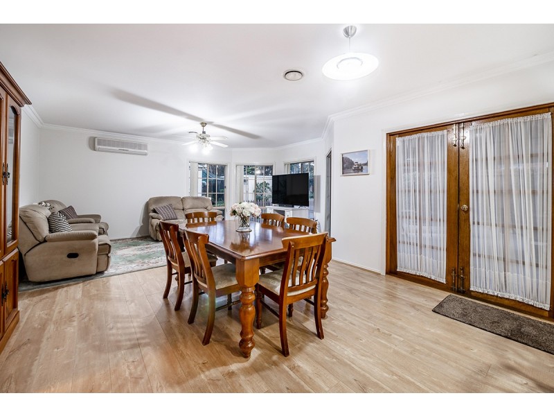 11 Kibo Court, Cranbourne North VIC 3977