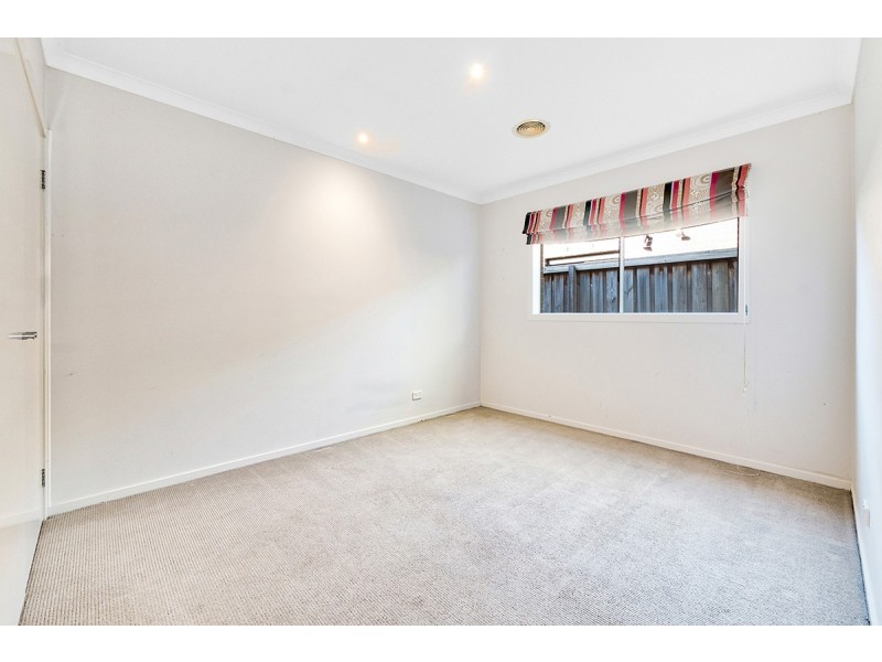 12 Waterbury Street, Cranbourne VIC 3977