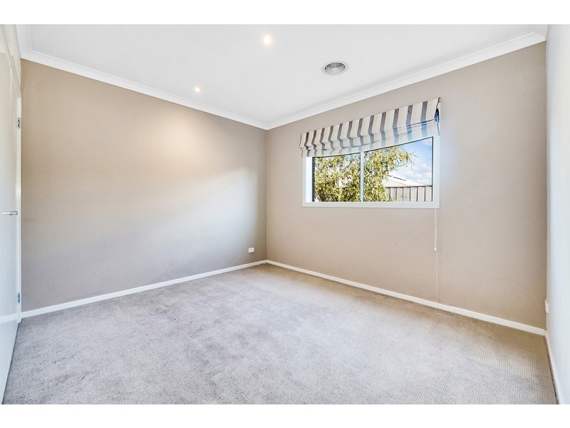 12 Waterbury Street, Cranbourne VIC 3977