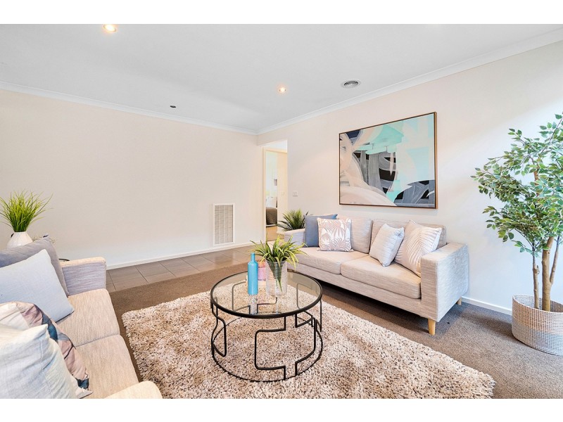 45 Chantenay Parade, Cranbourne North VIC 3977