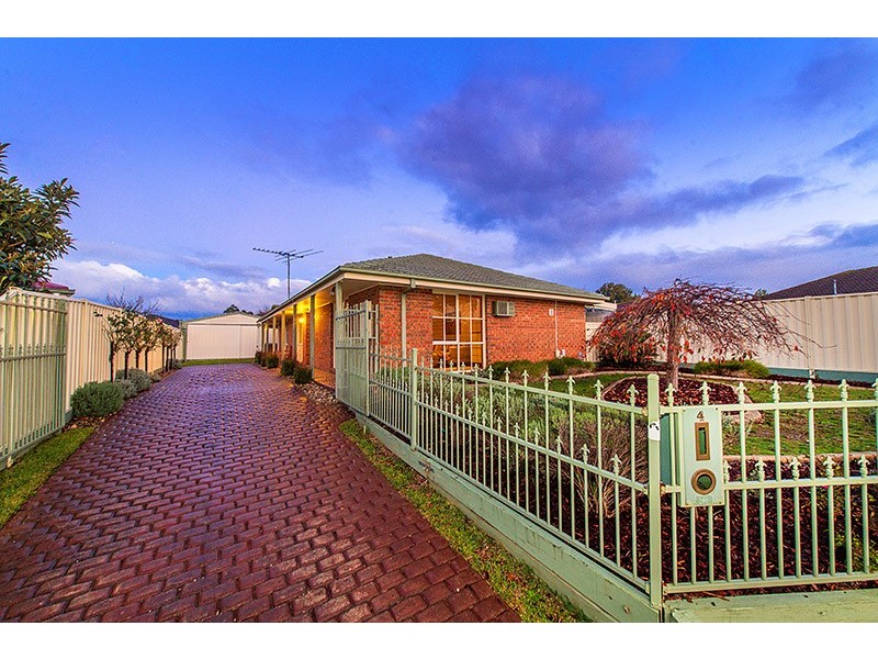4 Miller Court, Cranbourne VIC 3977