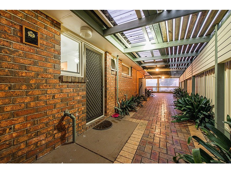 4 Miller Court, Cranbourne VIC 3977