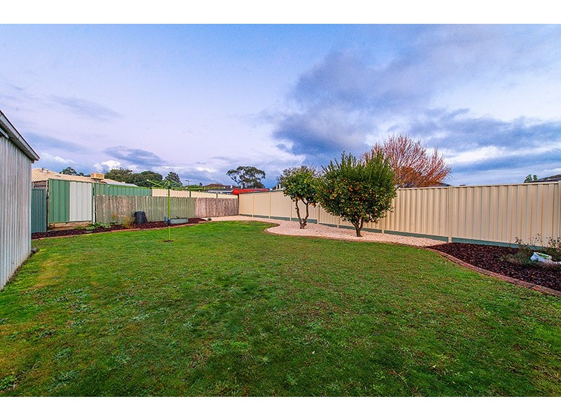 4 Miller Court, Cranbourne VIC 3977