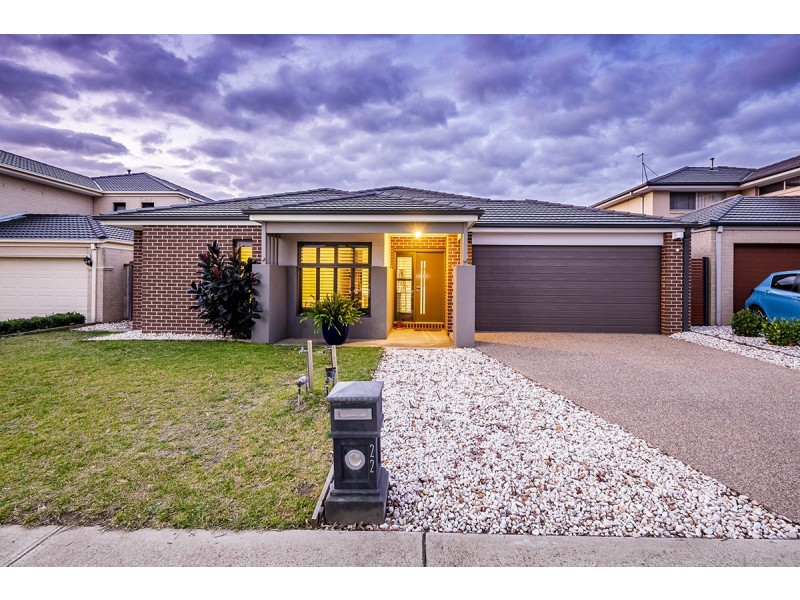 22 Alarah Boulevard, Cranbourne West VIC 3977