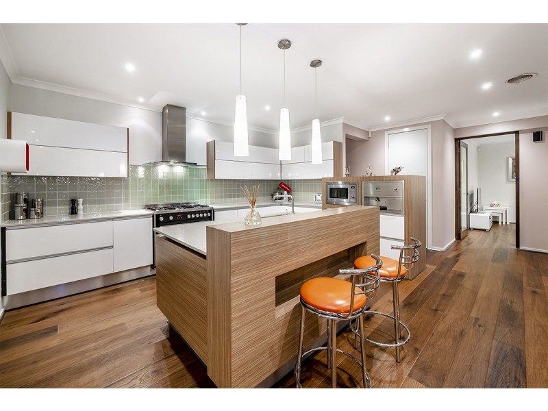 6 Sunline Way, Lyndhurst VIC 3975