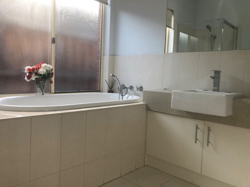 52 Balladonia Gum Circuit, Lyndhurst VIC 3975