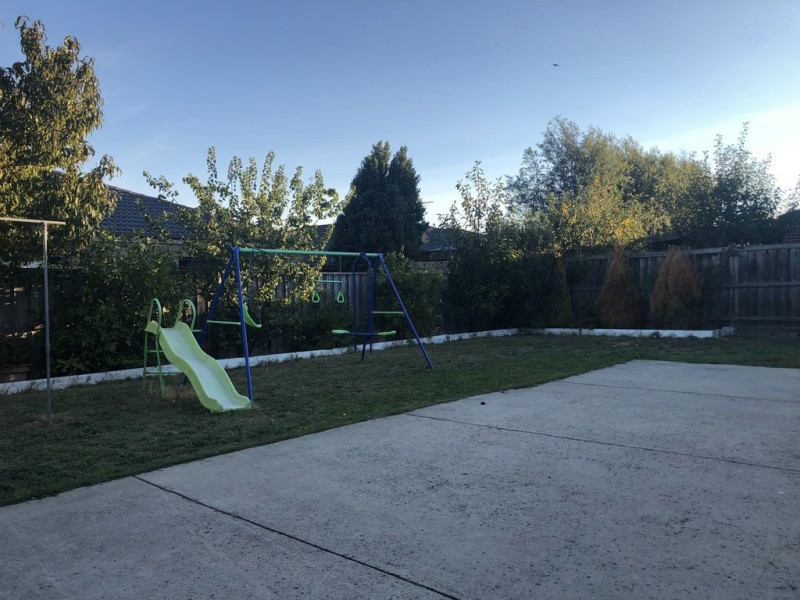 52 Balladonia Gum Circuit, Lyndhurst VIC 3975