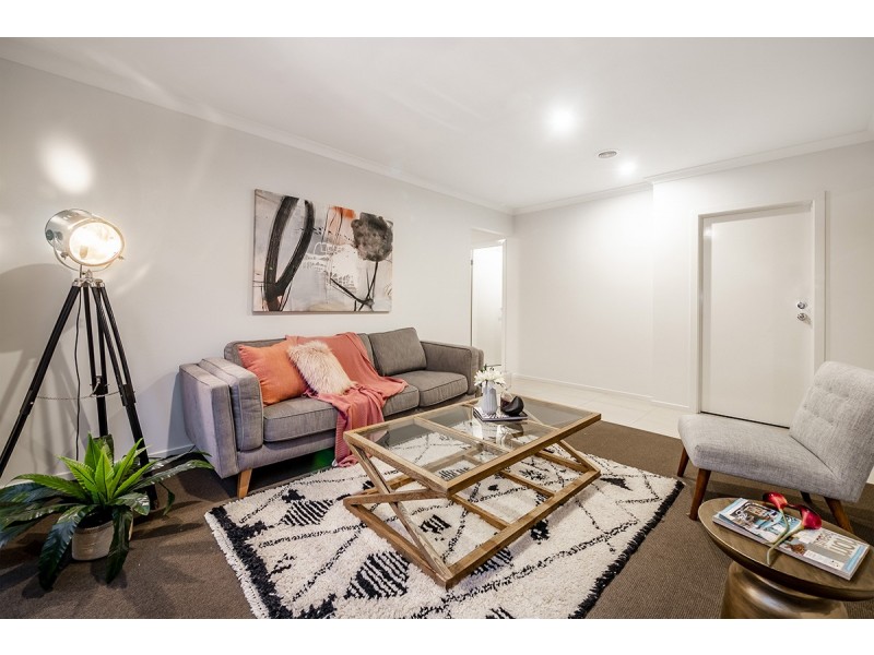 44 Barley Crescent, Clyde North VIC 3978