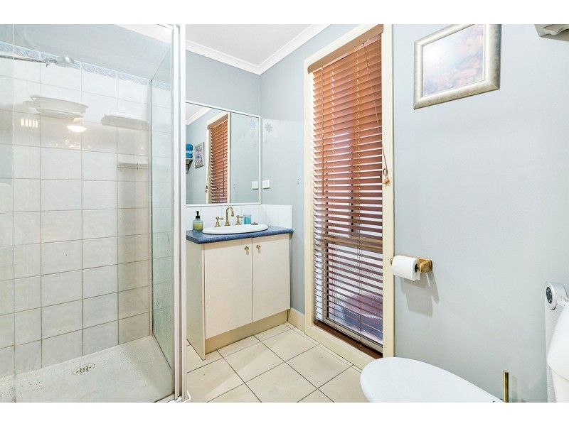 8 Nerrena Rise, Cranbourne West VIC 3977