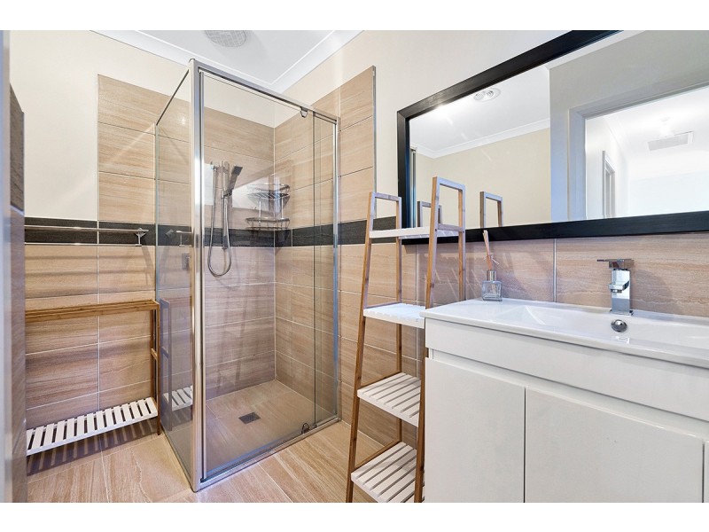 3/72 Huon Park Road, Cranbourne North VIC 3977