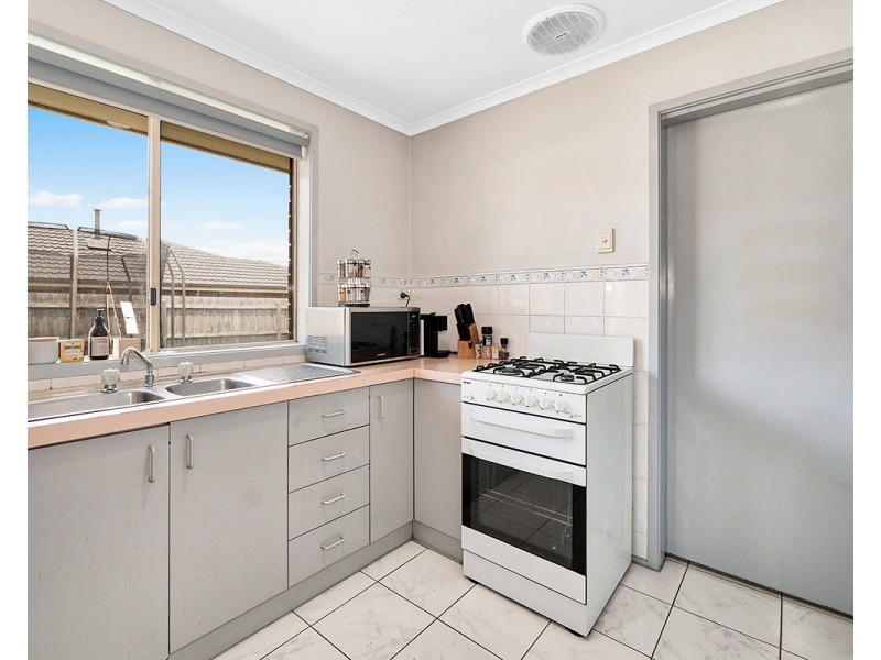 2 Glenleigh Court, Cranbourne North VIC 3977