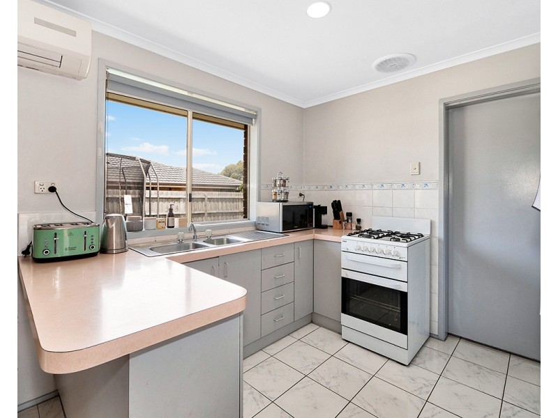 2 Glenleigh Court, Cranbourne North VIC 3977