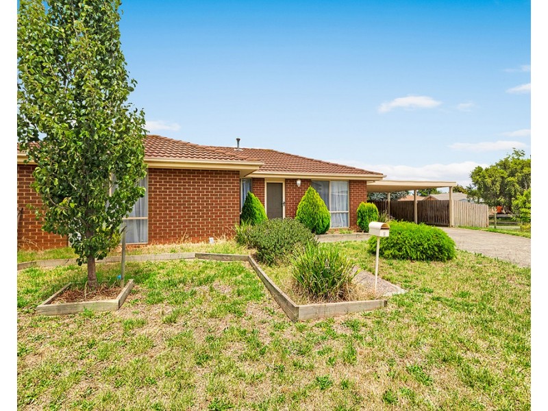 2 Glenleigh Court, Cranbourne North VIC 3977