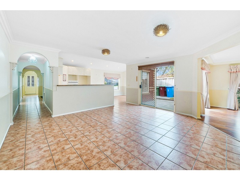 15 Sinatra Way, Cranbourne East VIC 3977