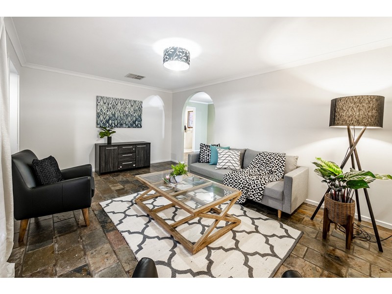 14 Emma Court, Hampton Park VIC 3976