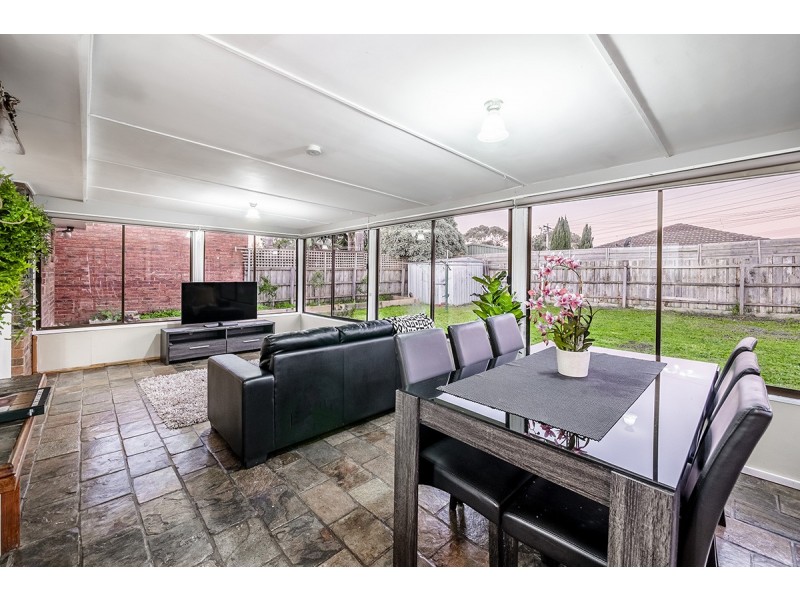 14 Emma Court, Hampton Park VIC 3976