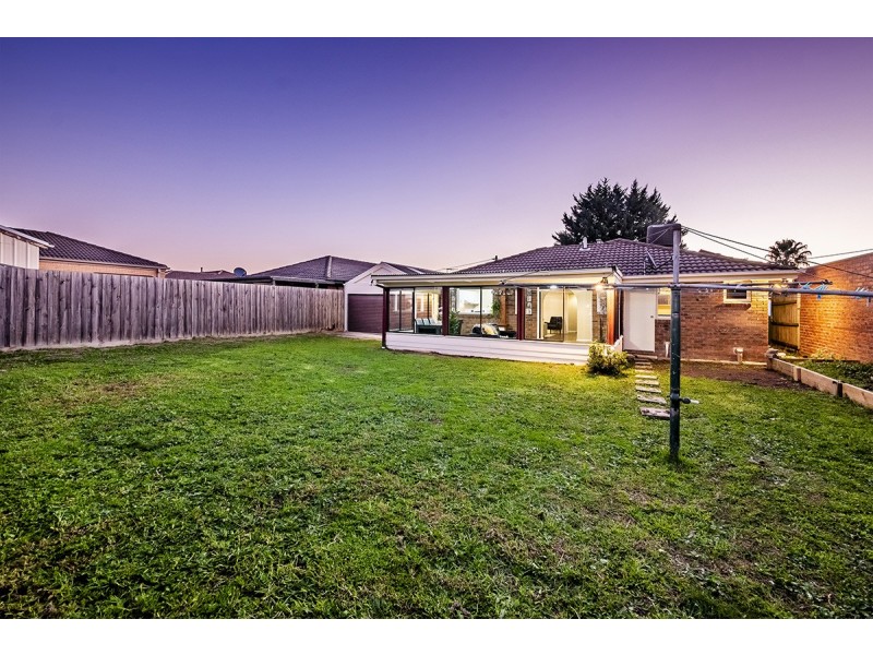 14 Emma Court, Hampton Park VIC 3976
