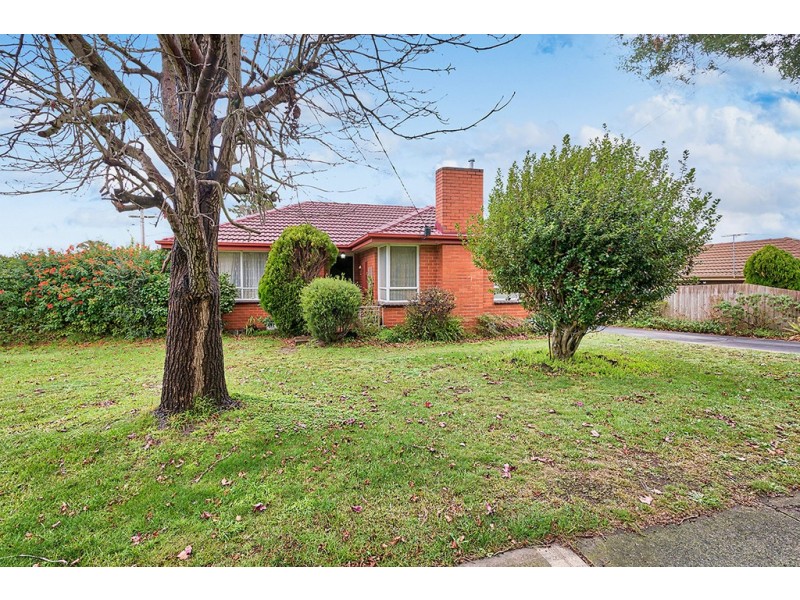1/1 Cranbourne Drive, Cranbourne VIC 3977