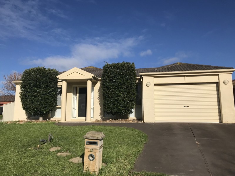 26 Hazelmere Avenue, Cranbourne West VIC 3977