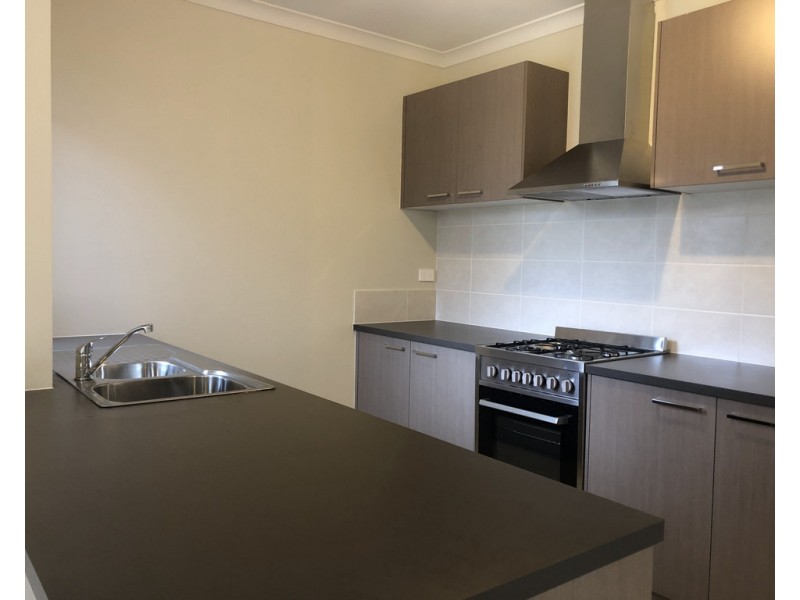 21 Michigan Road, Clyde VIC 3978