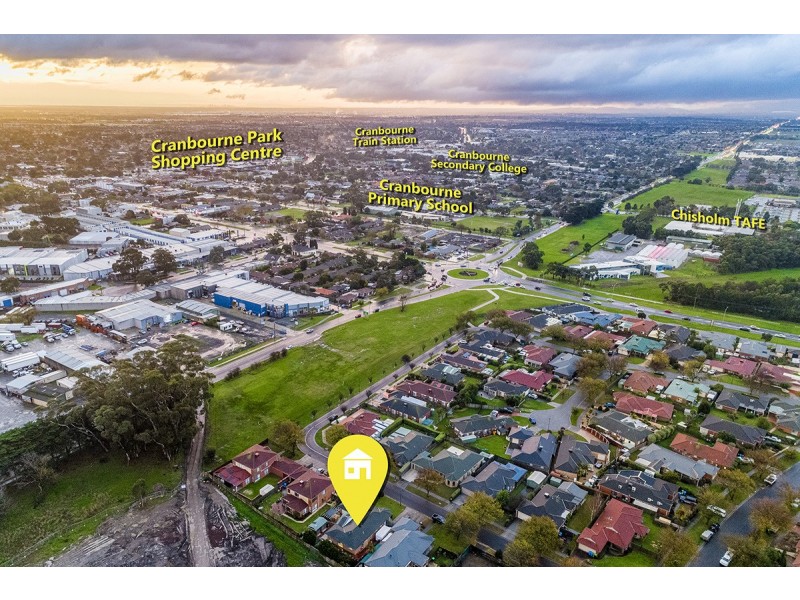 24 Jagger Circuit, Cranbourne East VIC 3977