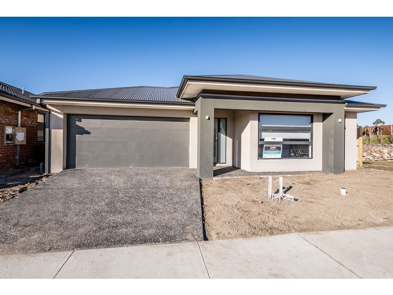 39 Beatrix Circuit, Officer VIC 3809