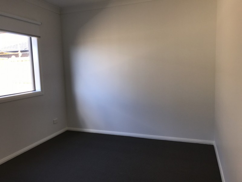 39 Beatrix Circuit, Officer VIC 3809