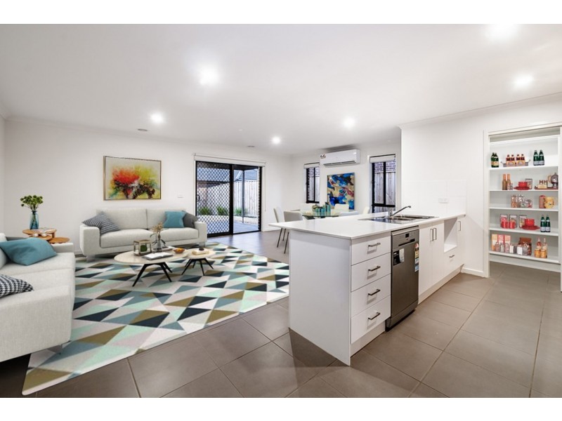 3 Hartleigh Street, Clyde VIC 3978