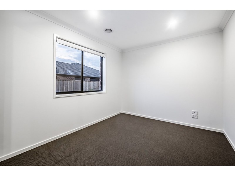 3 Hartleigh Street, Clyde VIC 3978