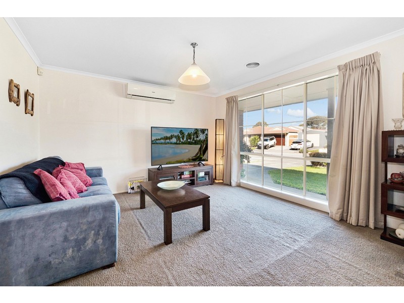 7 Nyah Place, Cranbourne West VIC 3977