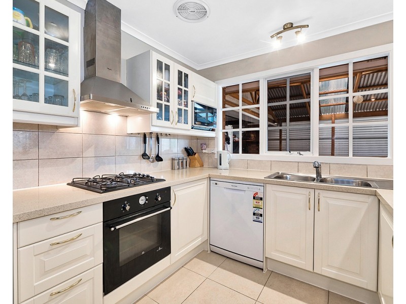 12 Hollyhock Court, Cranbourne North VIC 3977