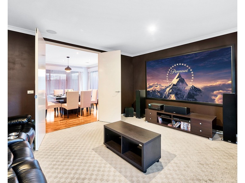 4 Blue Peppermint Court, Lyndhurst VIC 3975